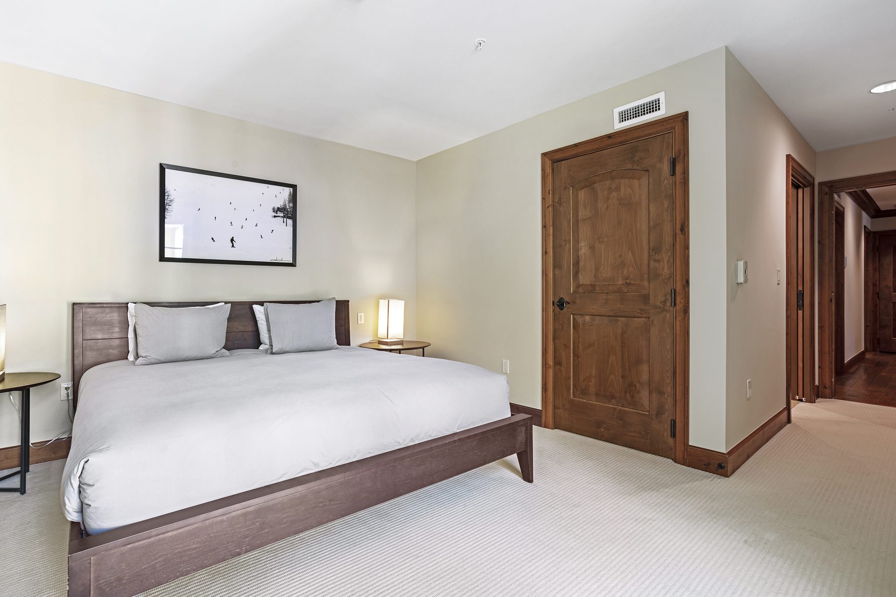 Vail Condos For Sale 728 W Lionshead Cir, Vail, CO 81657